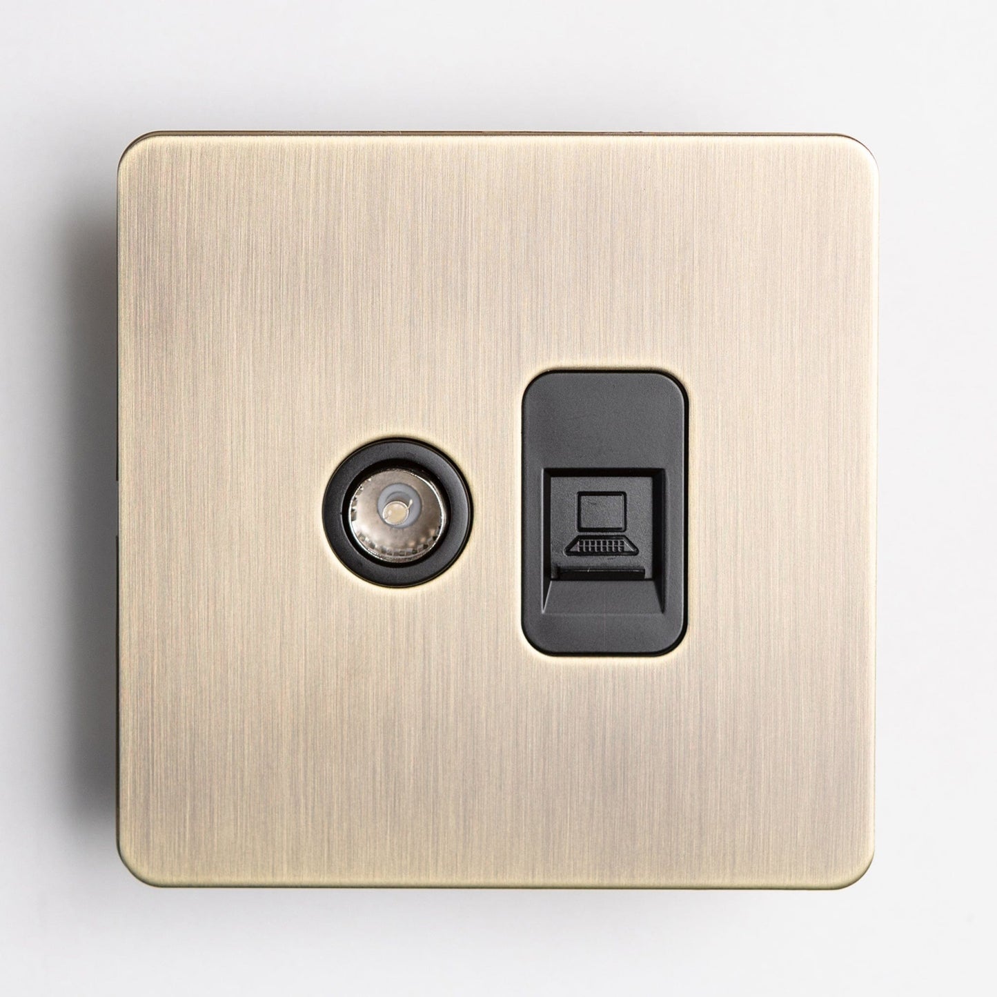 Antique Brass Switches and Sockets - Straight Knurled Design