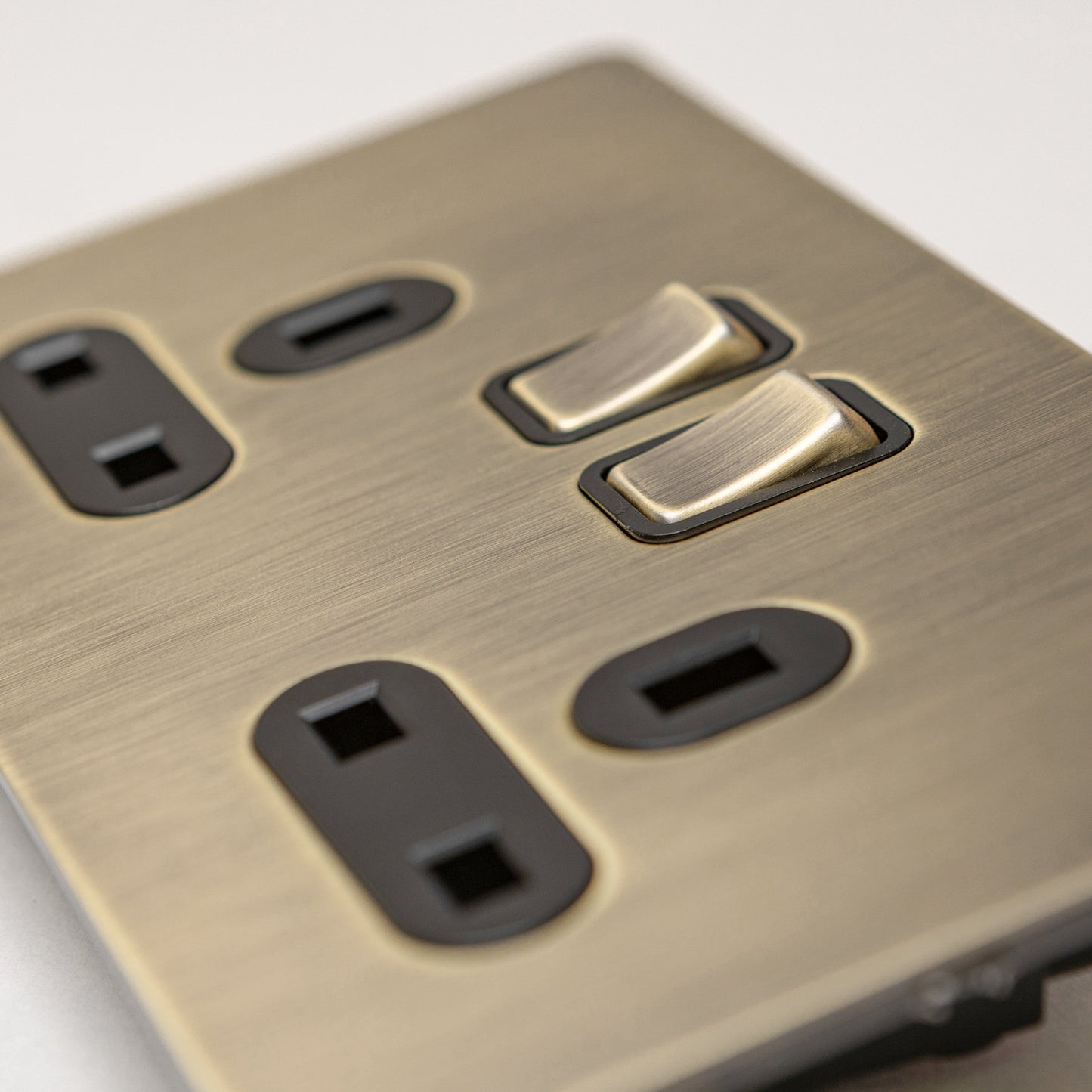 Antique Brass Switches and Sockets - Straight Knurled Design