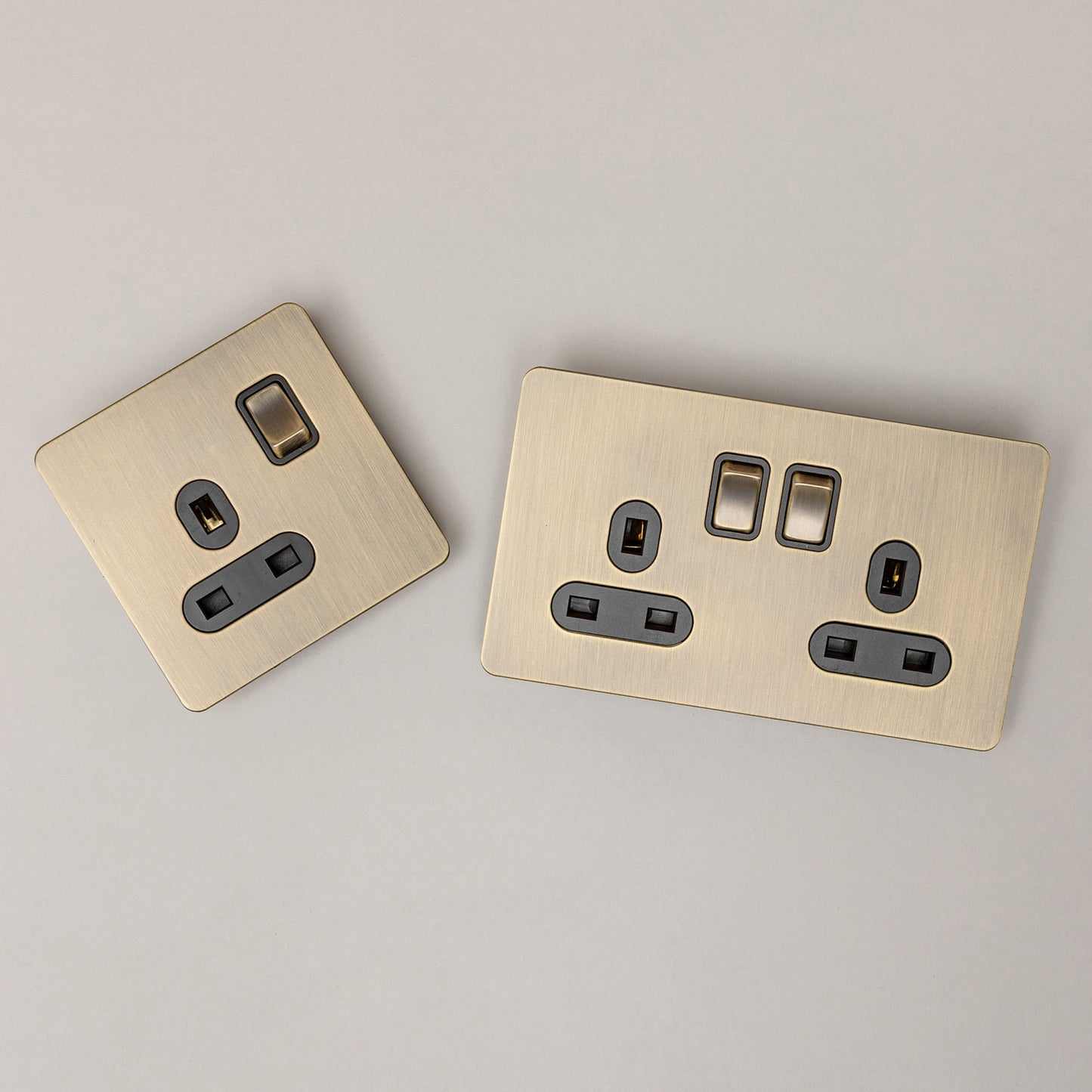 Antique Brass Switches and Sockets - Straight Knurled Design