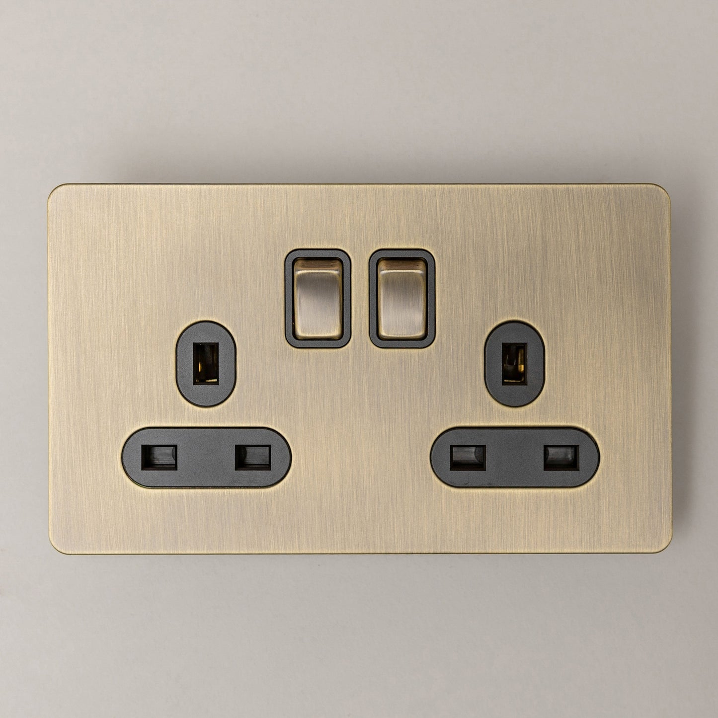 Antique Brass Switches and Sockets - Straight Knurled Design