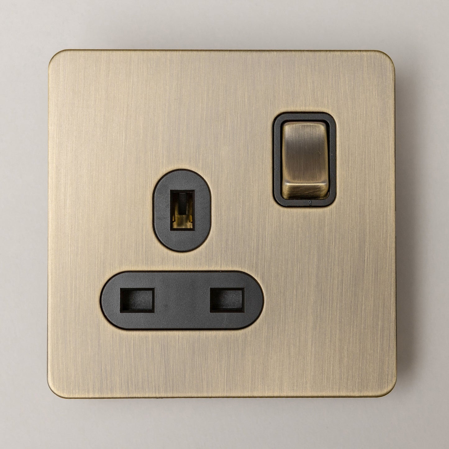 Antique Brass Switches and Sockets - Straight Knurled Design
